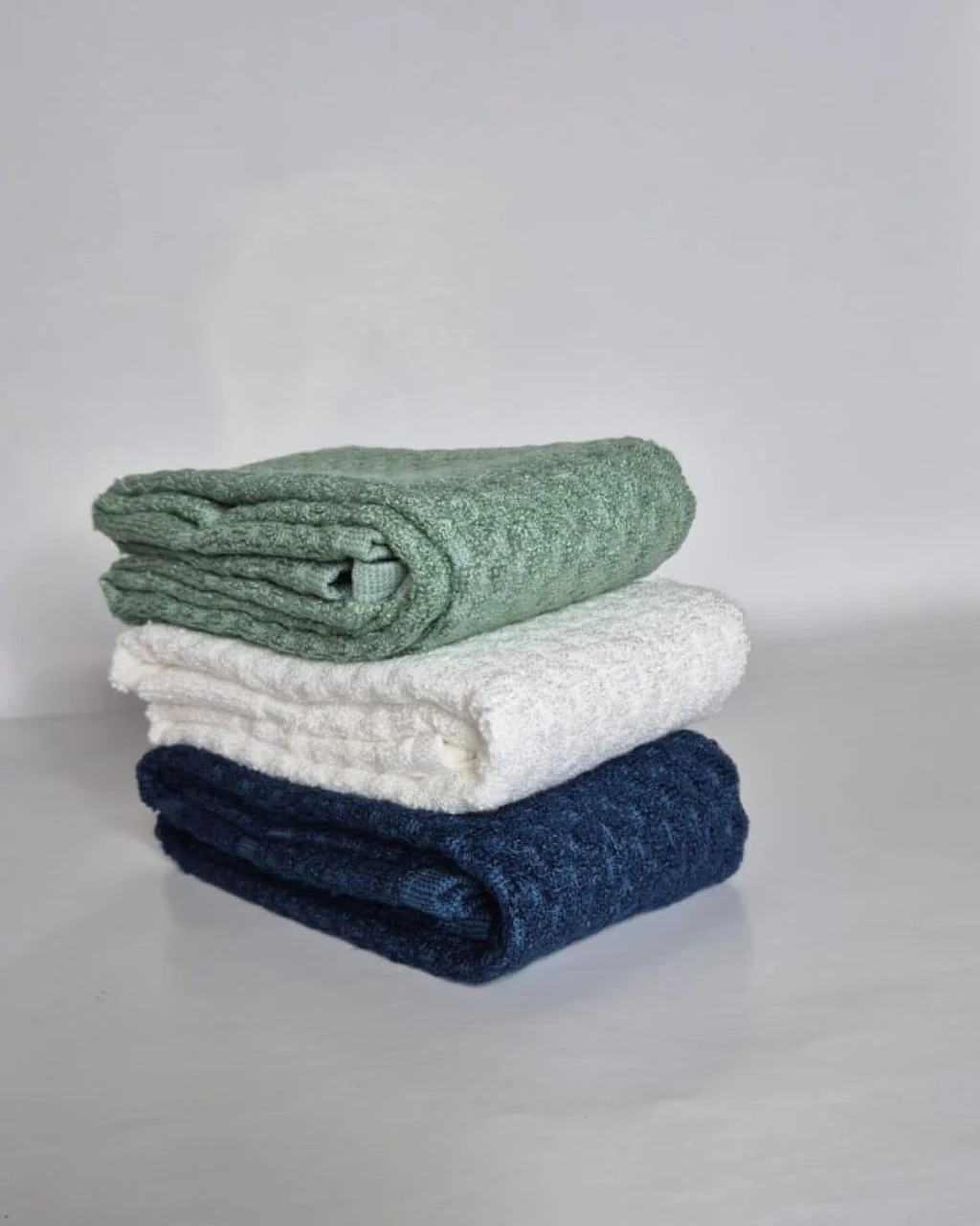 Personalized Set of Three Hand/Fitness Bamboo Towel 33*60 cm - Image 2