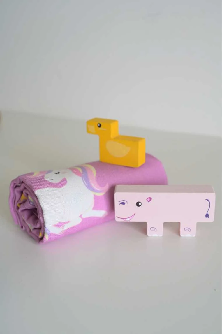 Personalized Thin Bamboo Kids Towel - 124*68cm - Chill Unicorn - Image 3